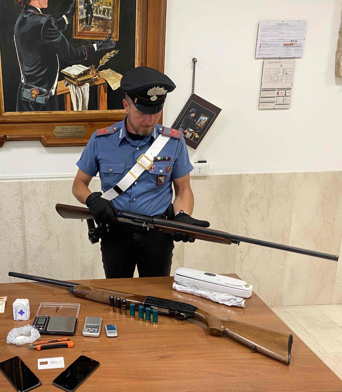 Arrestati a Lariano per droga e armi clandestine