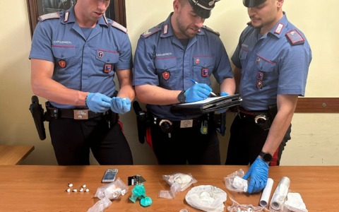 Due pusher arrestati a Fiuggi con mezzo chilo di cocaina