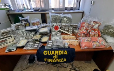 Smantellato traffico di droga tra Roma e altre regioni