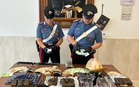 Operazione dei Carabinieri a Velletri: tre arresti e droga sequestrata