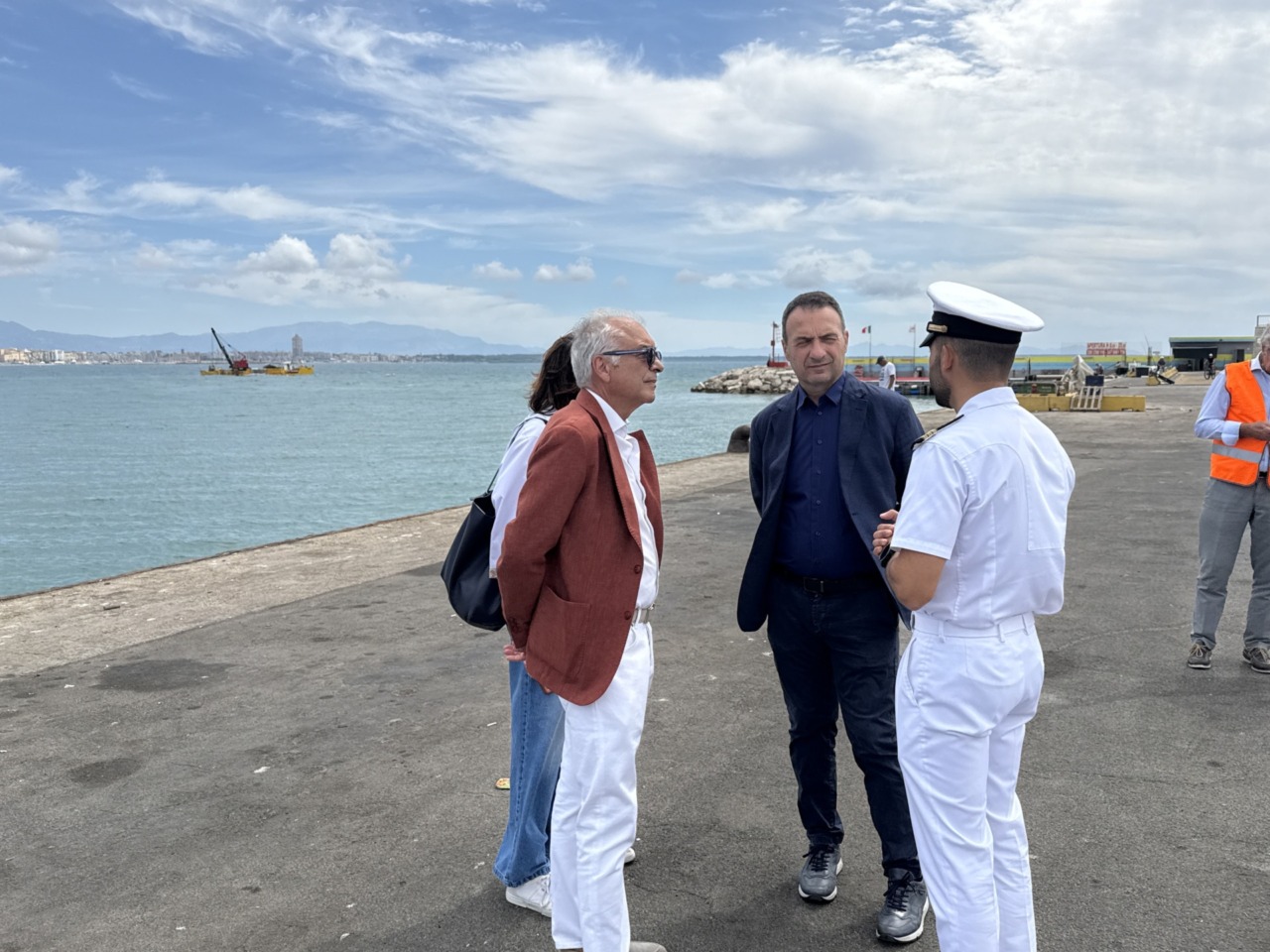 Sopralluogo dell’Assessore Ghera per il dragaggio del porto di Anzio