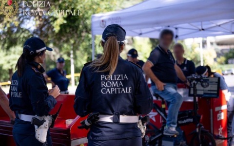 Controlli rigorosi della Polizia Locale sui veicoli modificati