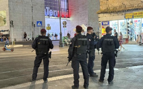 Controlli straordinari a Roma Termini: nove arresti in poche ore