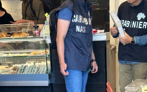 Controlli nel centro storico: sigilli a ristoranti e multe salate
