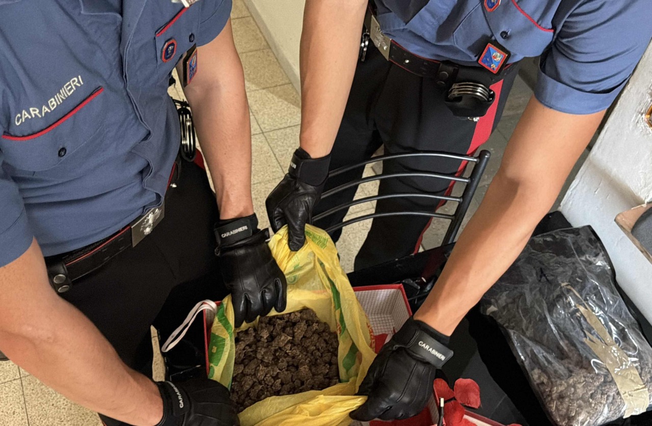 Sei arresti e cinque chili di droga a Torrevecchia e Bastogi