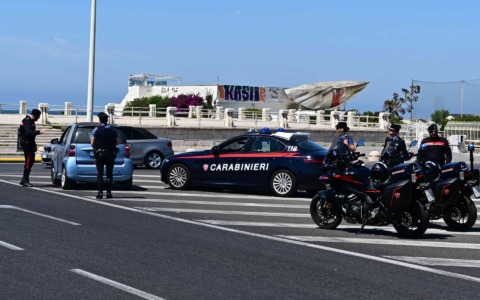 Operazione dei Carabinieri ad Ostia: sei arresti e 231 identificati