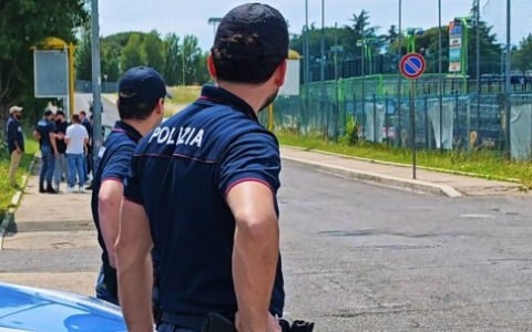Controlli intensificati a Tor Bella Monaca: 5 arresti