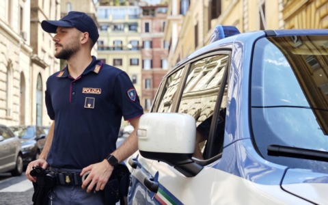 Finto maresciallo truffa vedovo e ruba gioielli della moglie