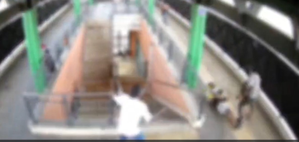 Omicidio in stazione: il killer colpisce anche dopo il delitto