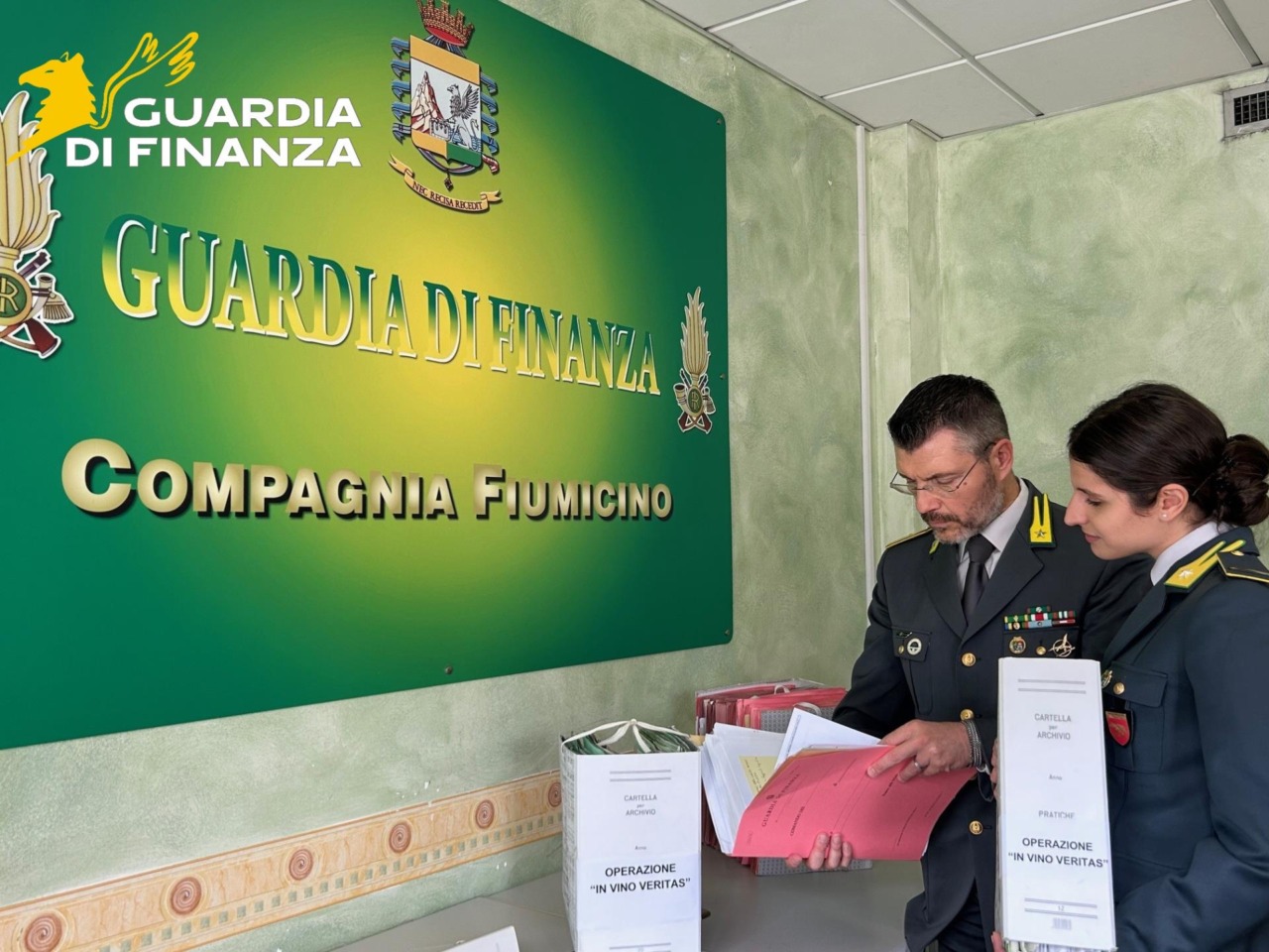 Tassista arrestato a Fiumicino con 1,3 kg di hashish
