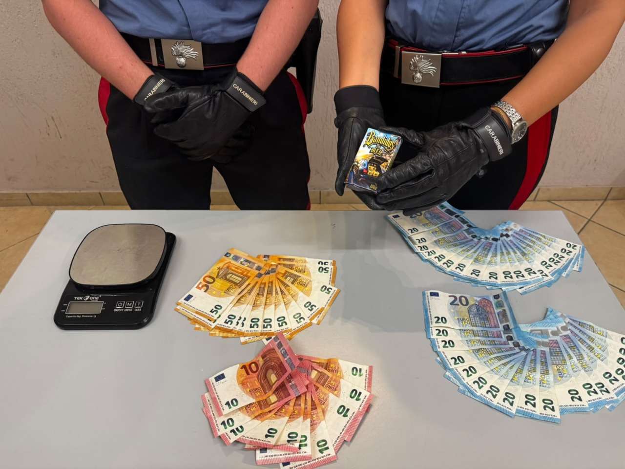Ferragosto, controlli dei Carabinieri: un arresto e 10 denunce