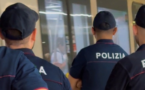 Sette arresti per spaccio e borseggi a Roma