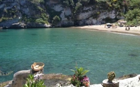 Ponza, 23enne trovato morto: indaga la Procura di Cassino