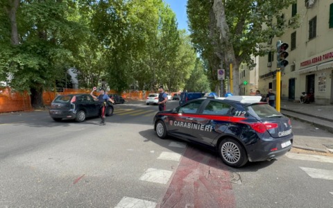 Roma, operazione antidroga: 16 arresti e oltre 1,4 chili sequestrati