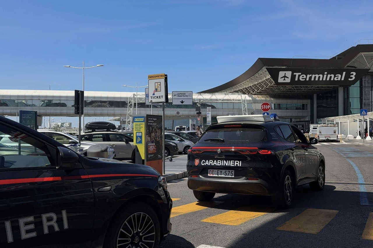 Controlli a Fiumicino: due denunce e multe agli NCC abusivi