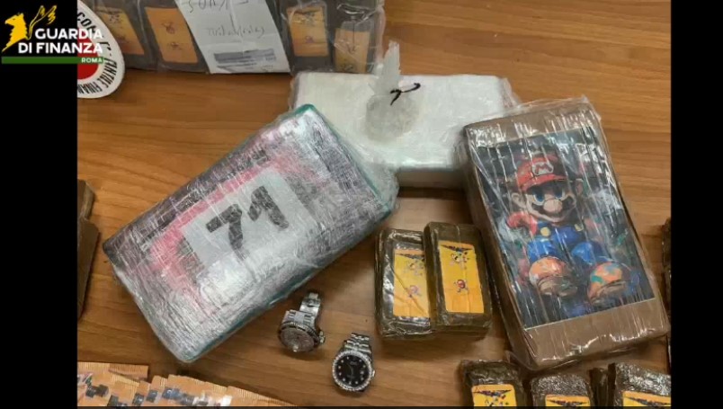 Castelverde, oltre 13 chili di droga: due arresti
