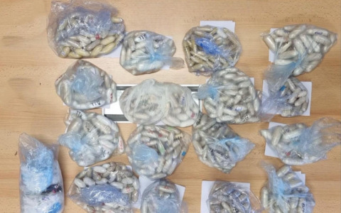 Roma Termini, nello zaino 7,8 chili di cocaina ed eroina