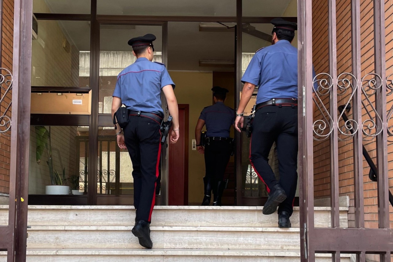 Finto carabiniere, la truffa fallisce: arrestato 33enne