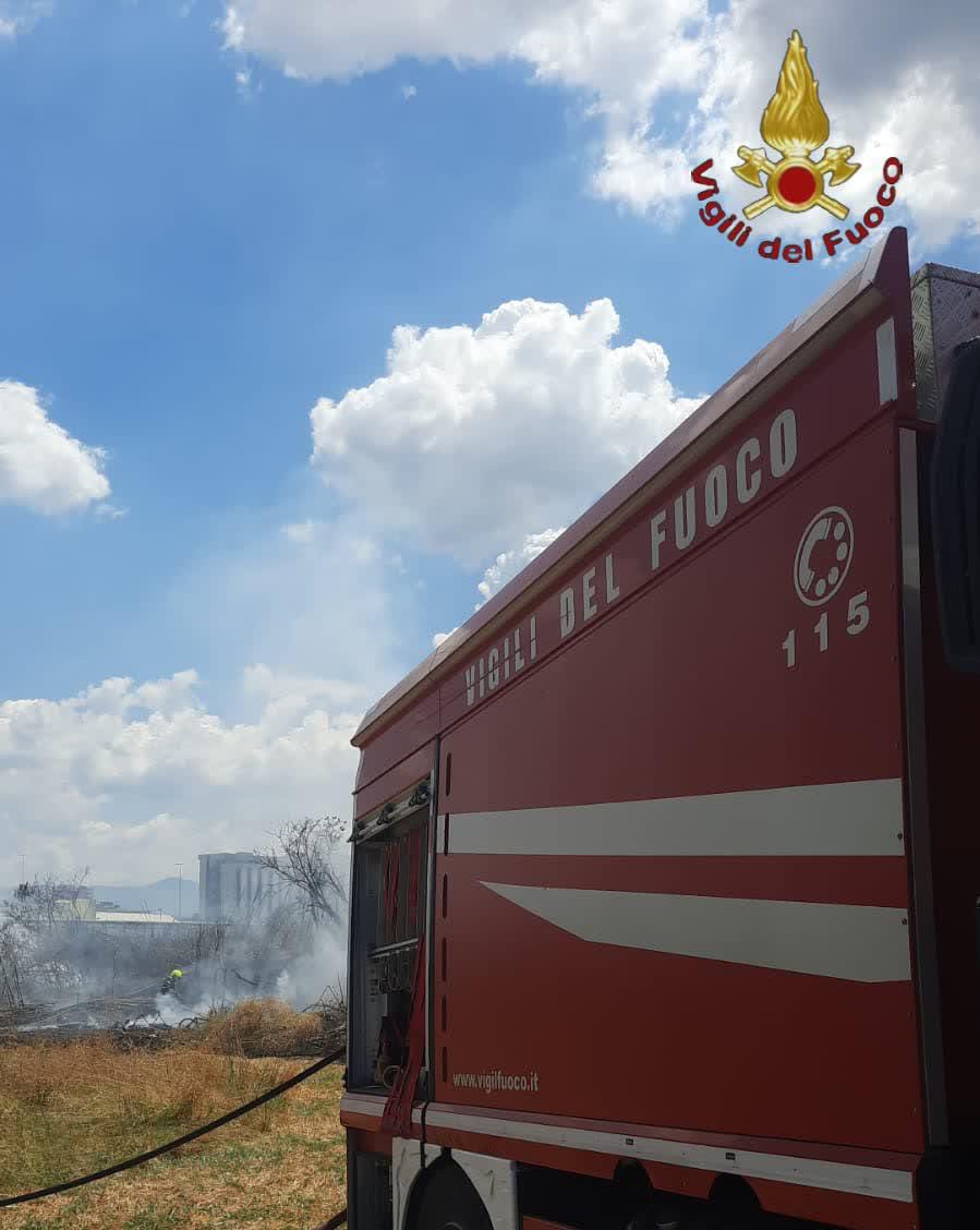 Incendio sulla A91: chiusure per i soccorsi