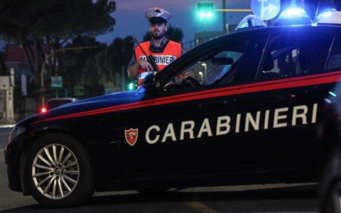 Spari in corsa a Roma Est: quattro feriti e caccia ai colpevoli