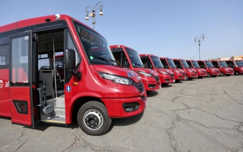 Roma, oltre 110 milioni per i nuovi bus a zero emissioni