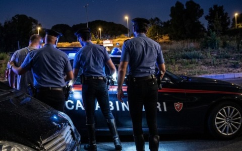 Rapina al Quarticciolo, 24enne fugge su scooter rubato e aggredisce i Carabinieri