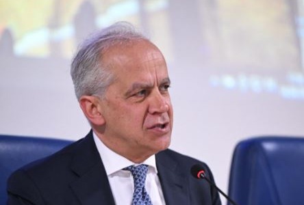 Piantedosi nelle sale operative delle forze dell’ordine