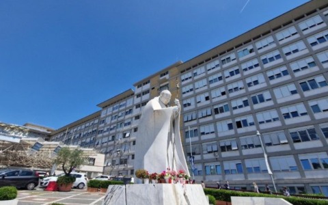 Scout colpito da un fulmine, si risveglia dopo 10 giorni al Gemelli