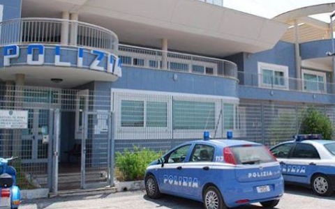 Cinque poliziotti arrestati ad Anzio: droga, falsi e peculato