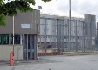 Nuovo incendio nel carcere Izzo: «Situazione insostenibile»