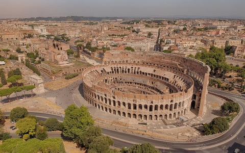 Colosseo chiuso anche il 25 settembre: attese le verifiche