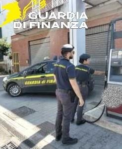 Controlli al distributore: sanzioni per 16mila euro a Roma
