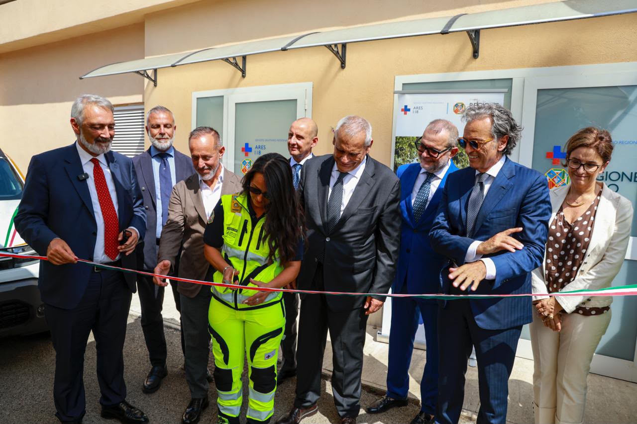 Rocca inaugura postazione Ares e laboratori di apicoltura