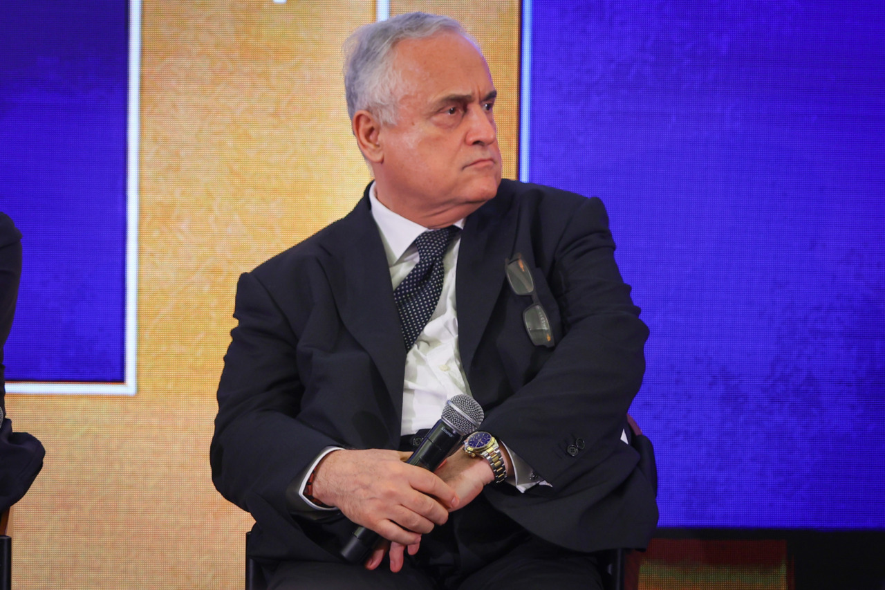 Caso Lazio, pressioni su Lotito: al setaccio pc e cellulari