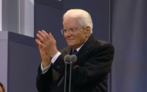 Mattarella ad Amatrice per l’avvio dell’anno scolastico