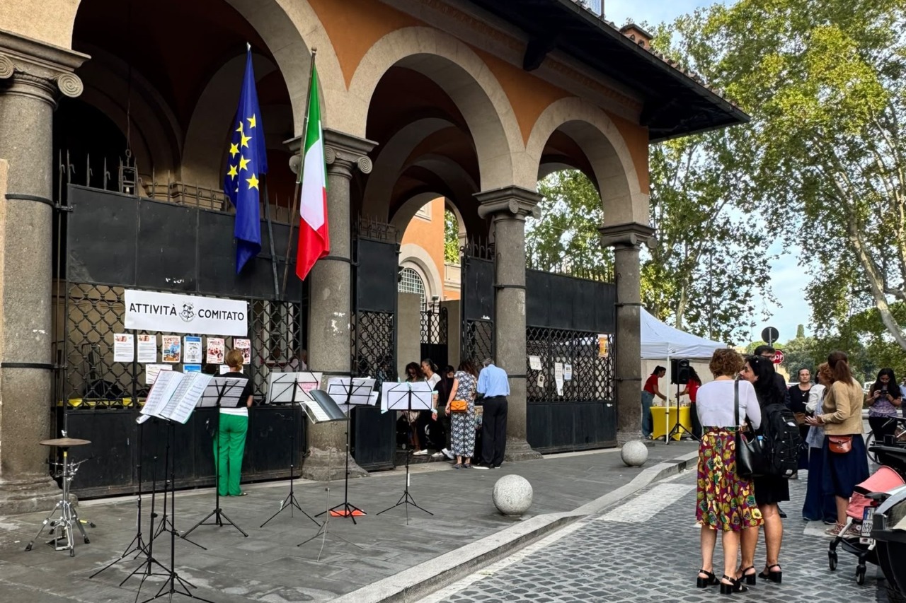 Via della Rondinella, apre la strada scolastica pedonale