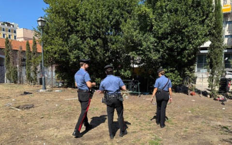Esquilino e Tiburtino, 4 denunciati e 5 allontanati