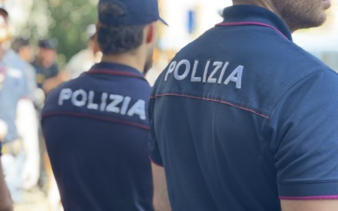 Tenta di portare via un bambino: fermato 47enne nigeriano