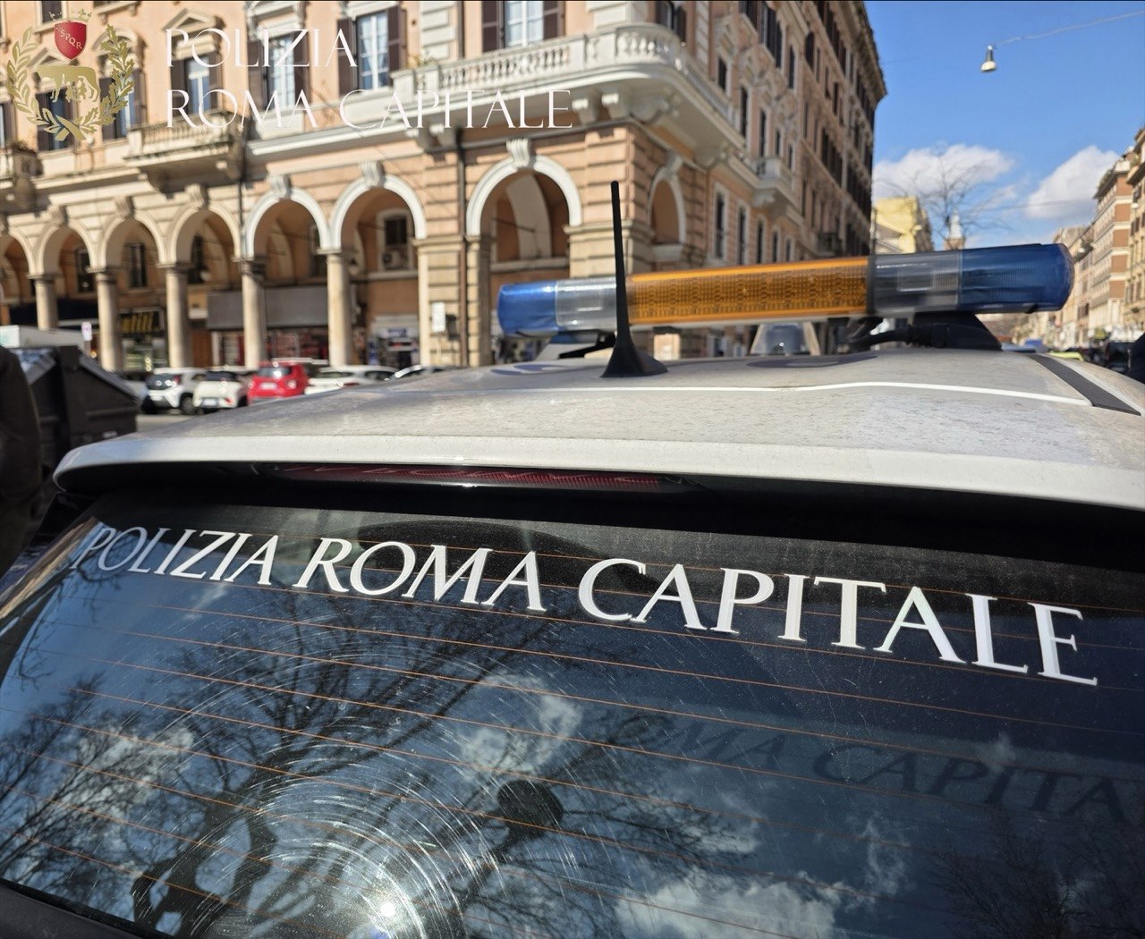 Via Trionfale, perde il controllo dello scooter: muore a 81 anni