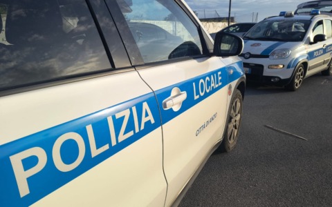 Dopo l’incendio, sequestrati 600 mq a Fiumicino