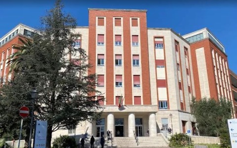 San Filippo Neri, primo intervento cervicale 3D senza incisioni estese