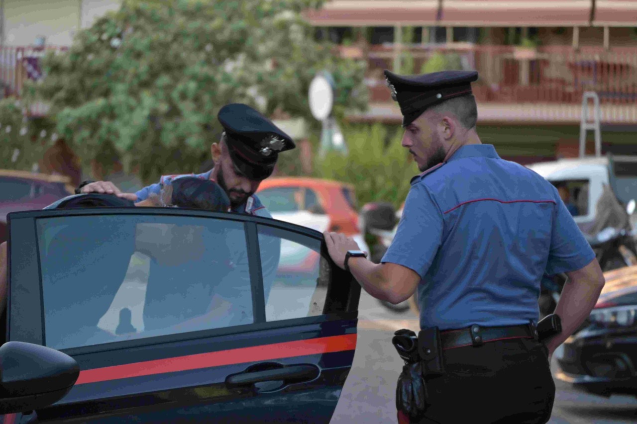 Tre rapine allo stesso bar di Velletri: arrestato 45enne