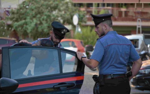 Tre rapine allo stesso bar di Velletri: arrestato 45enne