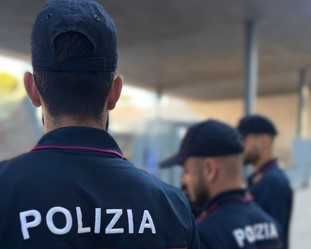 Aggredisce la compagna dopo il rifiuto: arrestato a Roma