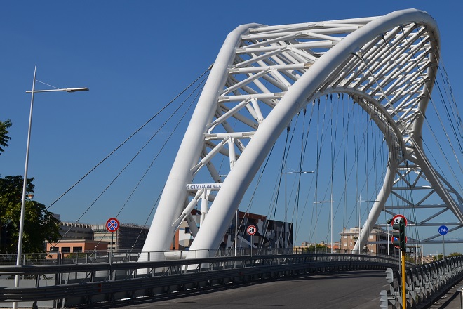 Ponte Spizzichino chiuso per due notti: deviazioni bus