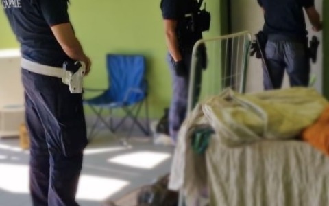 Corviale, sgomberato un appartamento occupato abusivamente